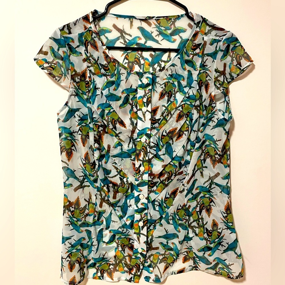 Green and Blue Sheer Tropical Birds Cap Sleeve Button Down Women’s M